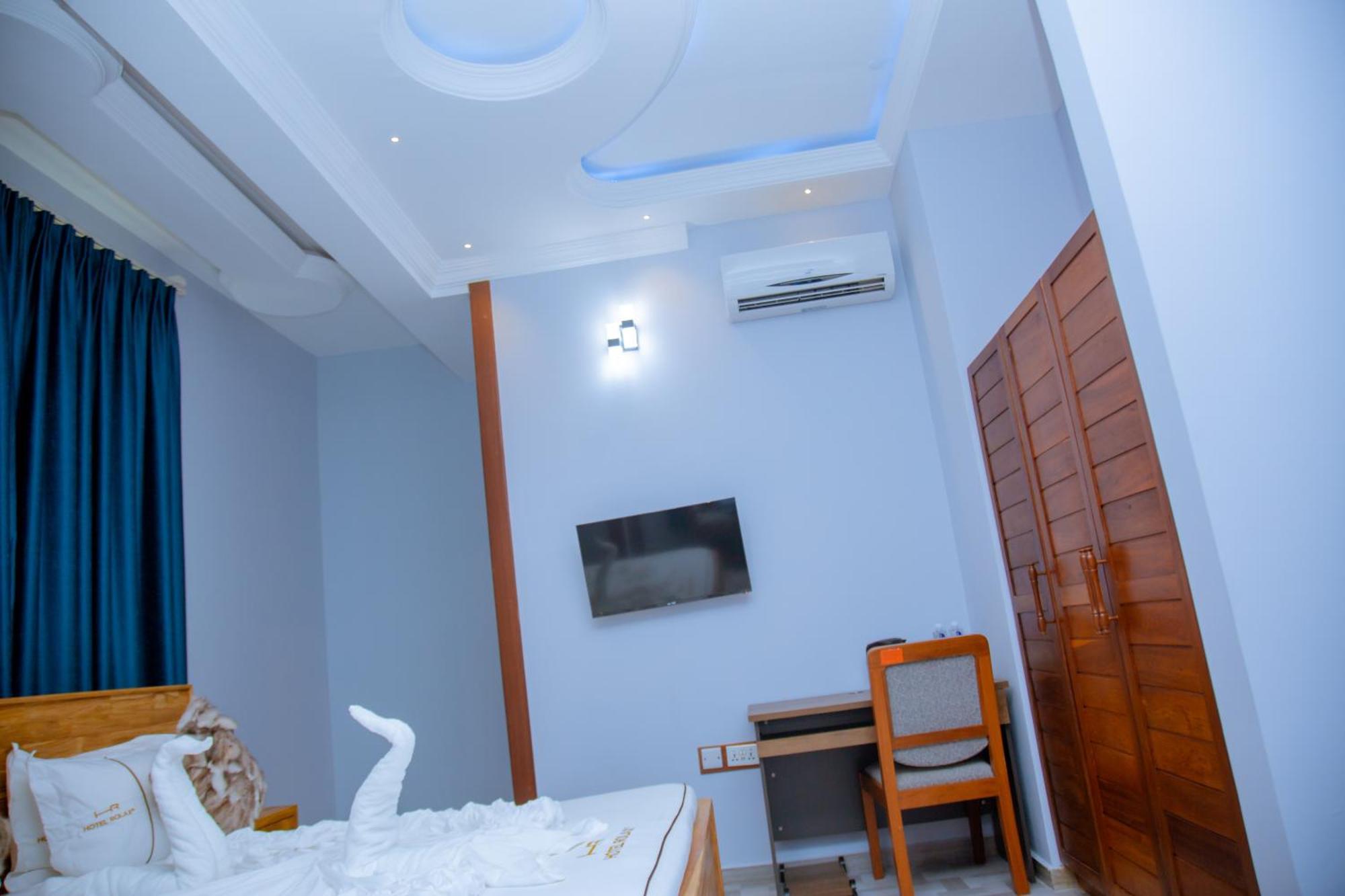 Hotel Rolax Dar es Salaam Zewnętrze zdjęcie