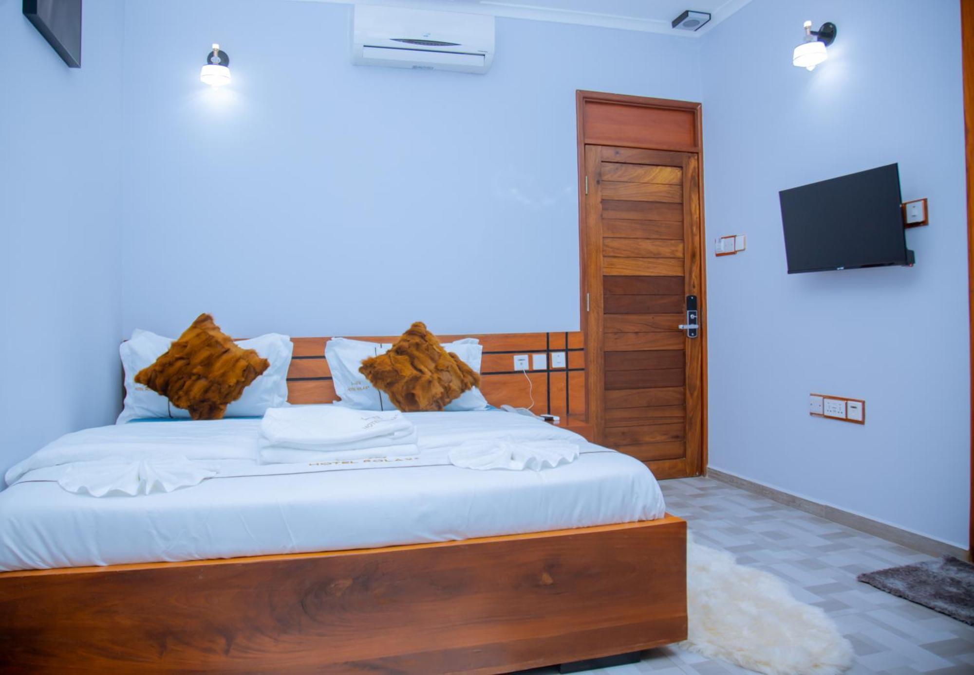 Hotel Rolax Dar es Salaam Zewnętrze zdjęcie
